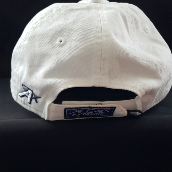 Baseball cap - Picture 2 of 3